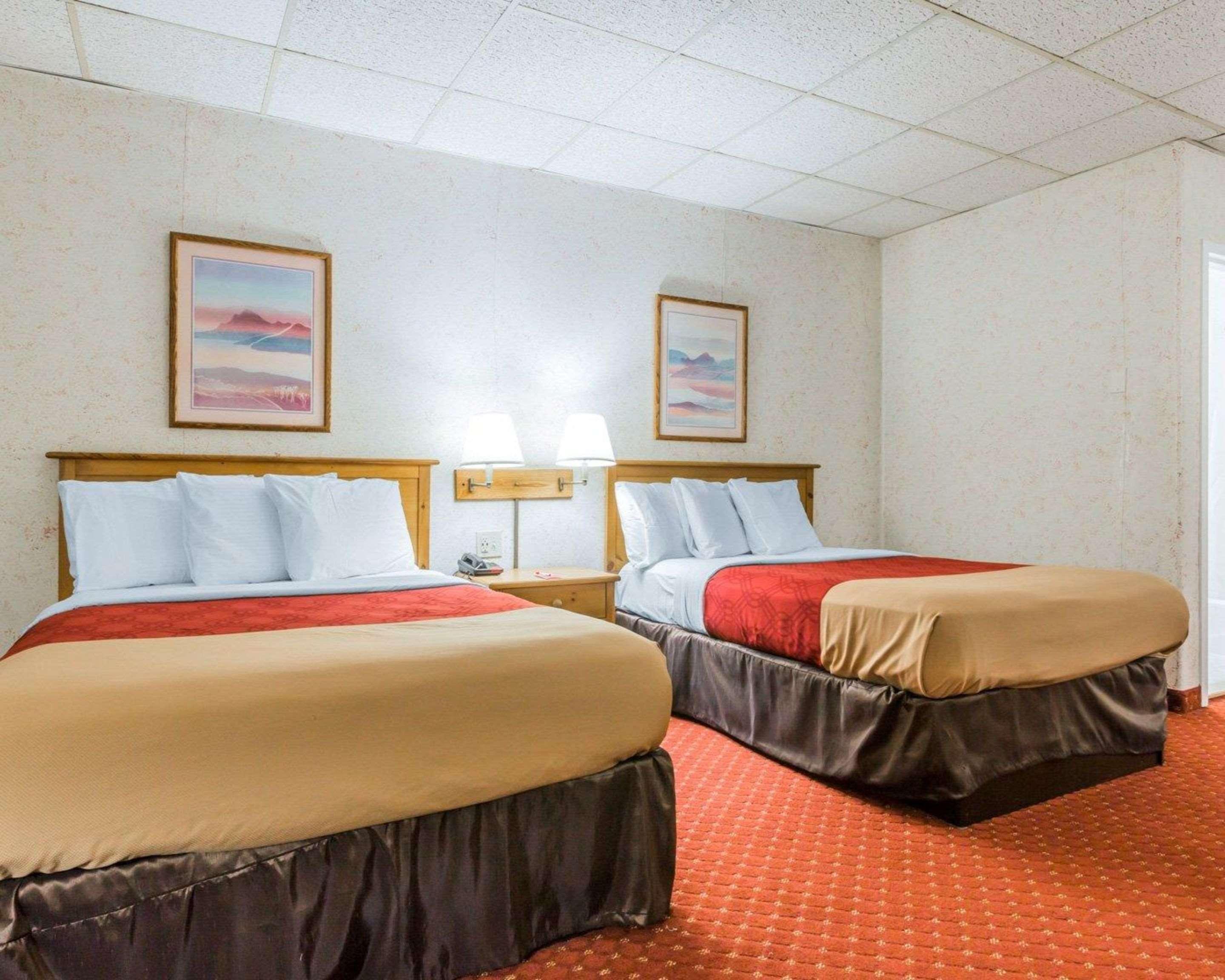 Econo Lodge Stewart International Airport New Windsor Exterior foto